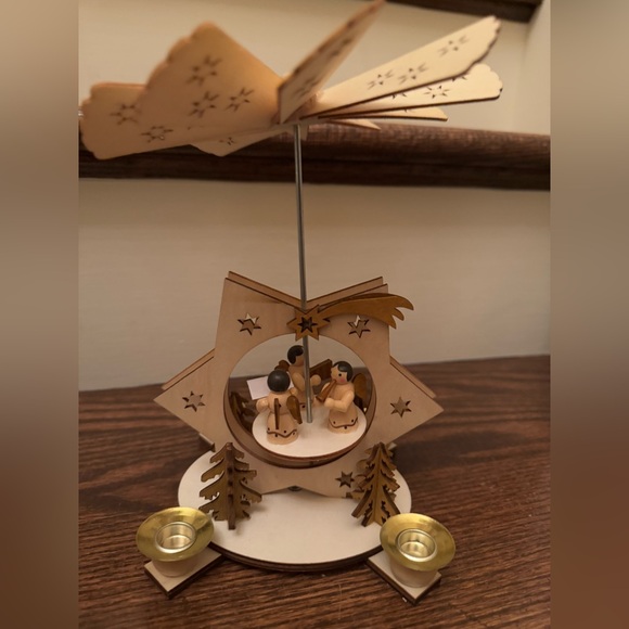 German Christmas Pyramid - Picture 2 of 6